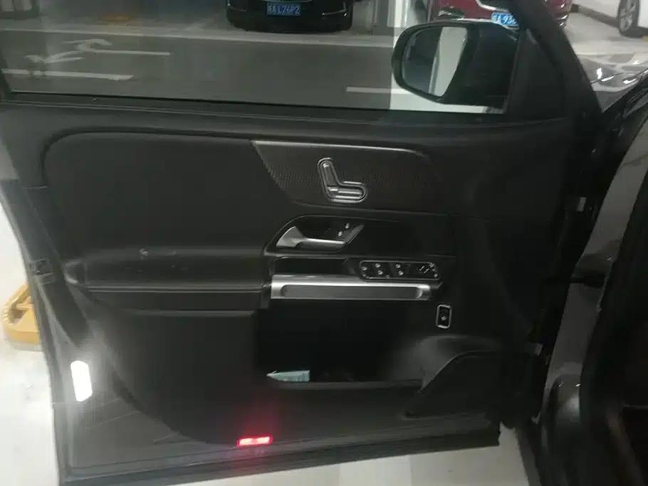 2021 Mercedes-Benz GLB 200 Dynamic — миниатюра 7