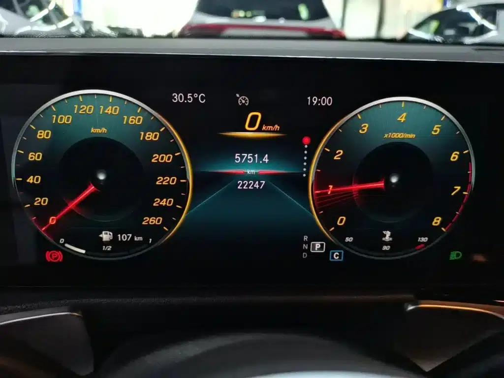 2022 Mercedes-Benz GLB 220 Dynamic — миниатюра 12
