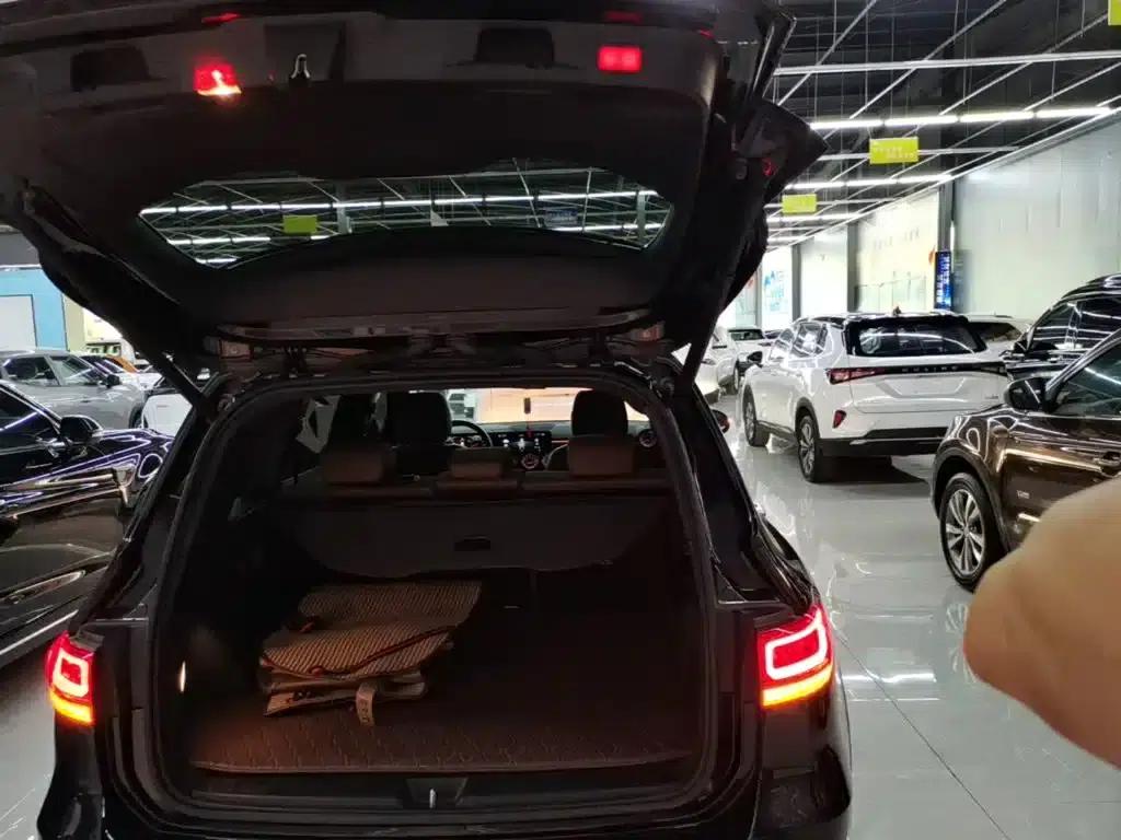 2022 Mercedes-Benz GLB 220 Dynamic — миниатюра 19