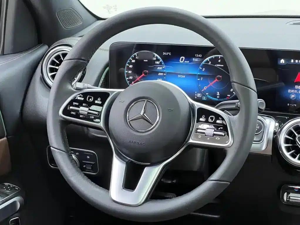 2023 Mercedes-Benz GLB 220 Fashion Edition — миниатюра 15