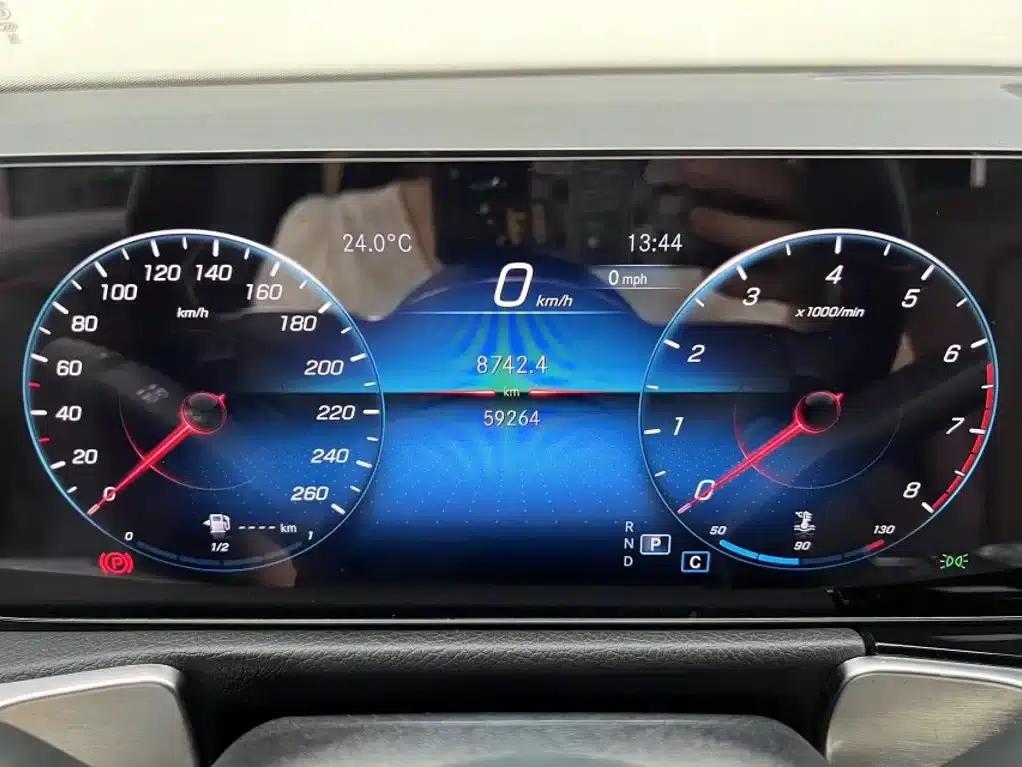 2023 Mercedes-Benz GLB 220 Fashion Edition — миниатюра 3