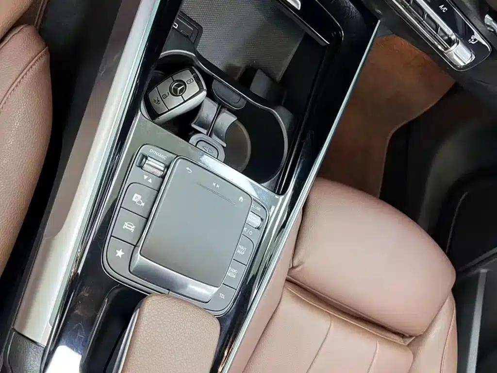 2023 Mercedes-Benz GLB 220 Fashion Edition — миниатюра 6