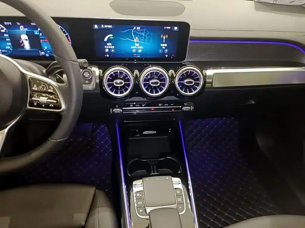 Mercedes-Benz GLB 2020 Fashion Edition — миниатюра 13