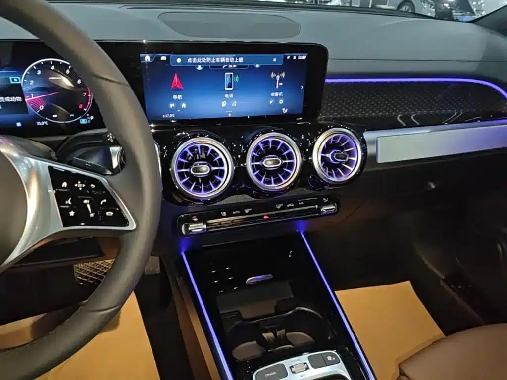 Mercedes-Benz GLB 2024 Facelift GLB 220 Fashion Model — миниатюра 13