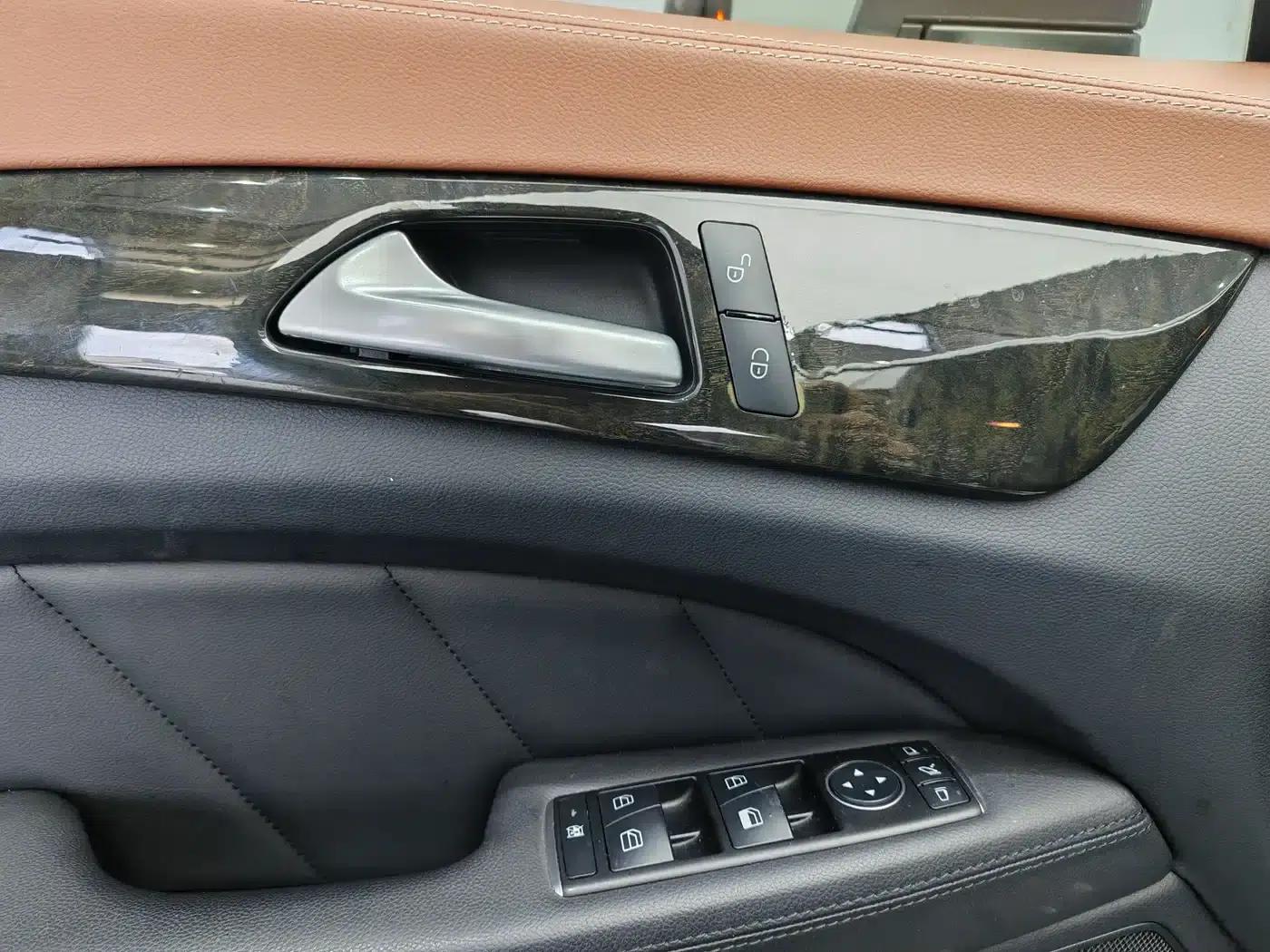 2015 Mercedes-Benz CLS 260 — миниатюра 17