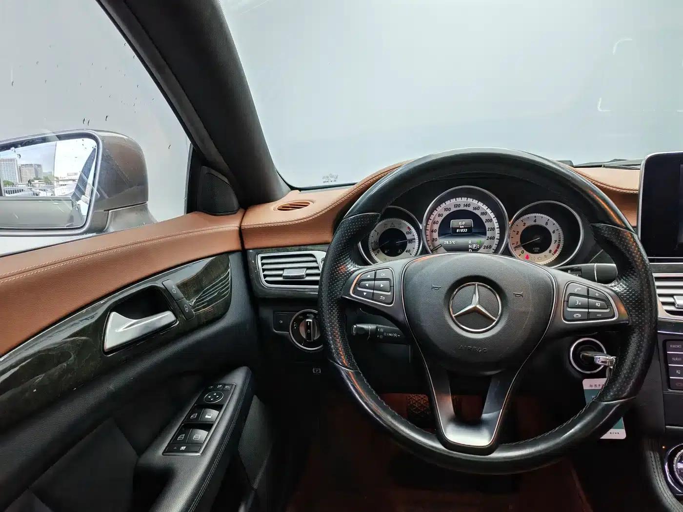 2015 Mercedes-Benz CLS 260 — миниатюра 9