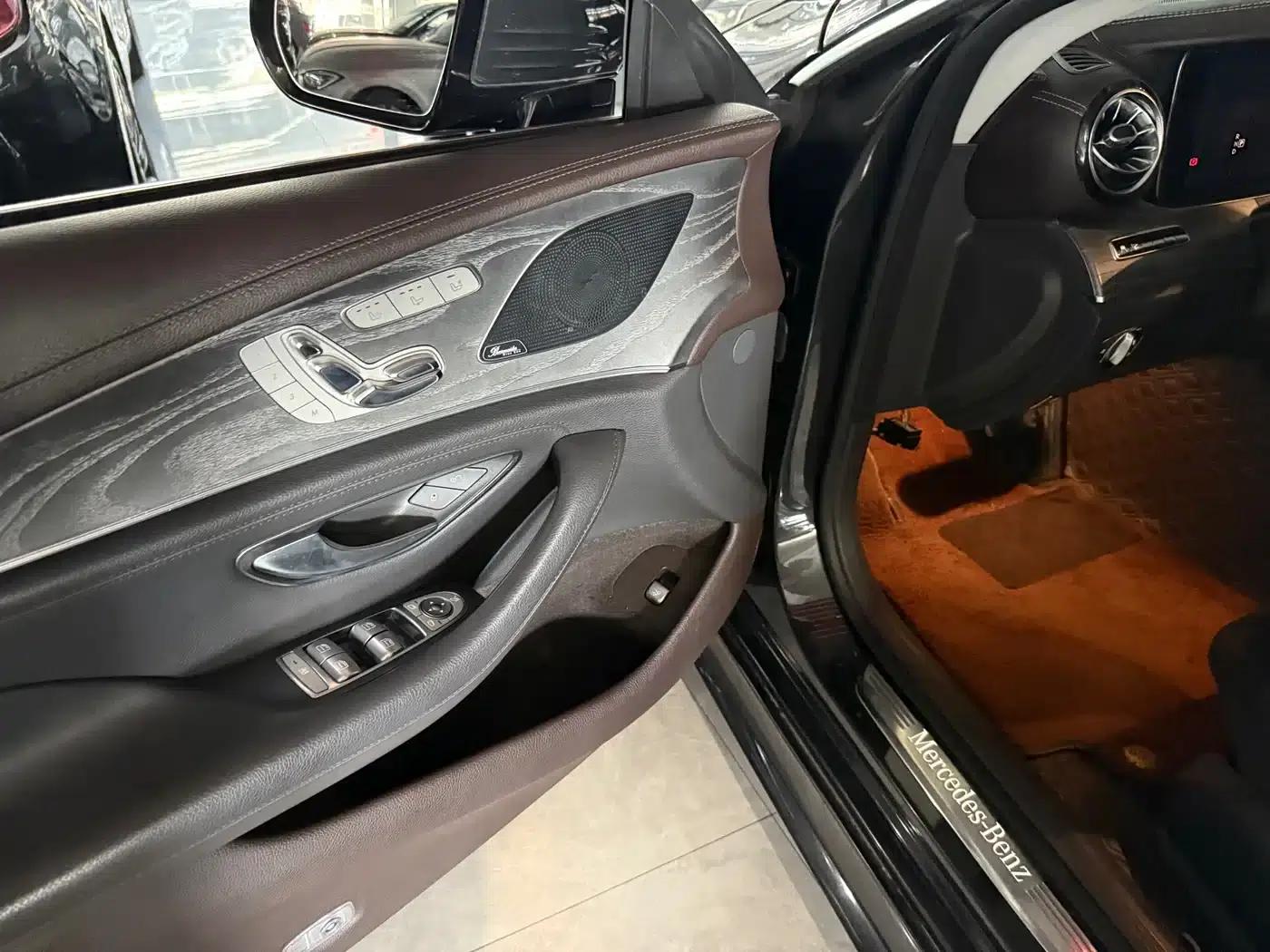 2018 Mercedes-Benz CLS 350 4MATIC — миниатюра 3