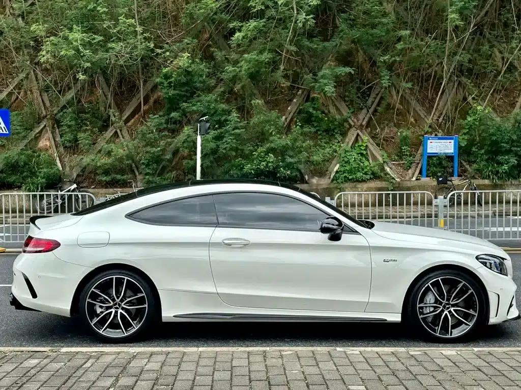 2019 Mercedes-Benz C-Class AMG C 43 4MATIC Coupe — миниатюра 8