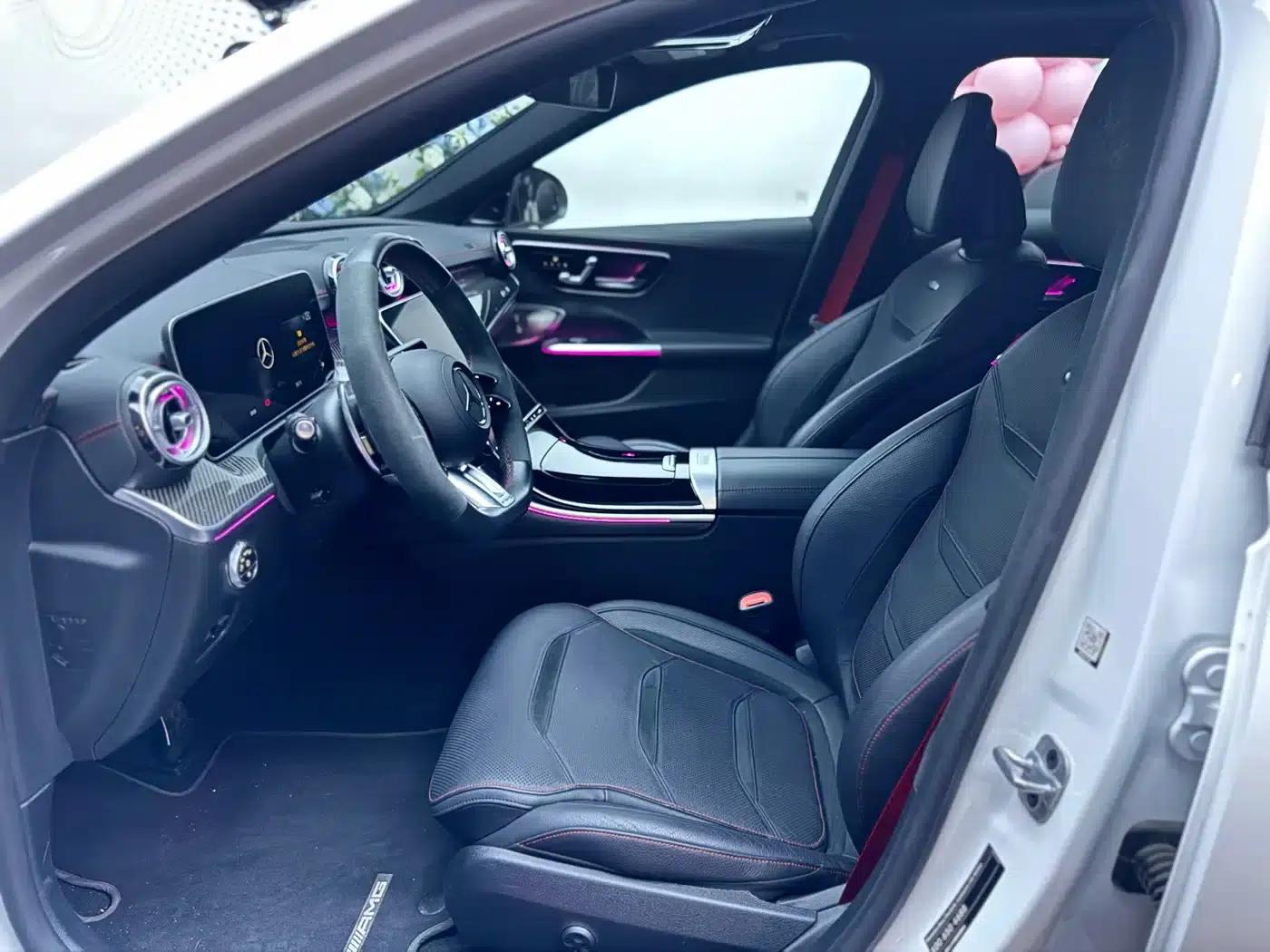 2024 Mercedes-Benz C-Class AMG C 43 4MATIC Estate Special Edition — миниатюра 4