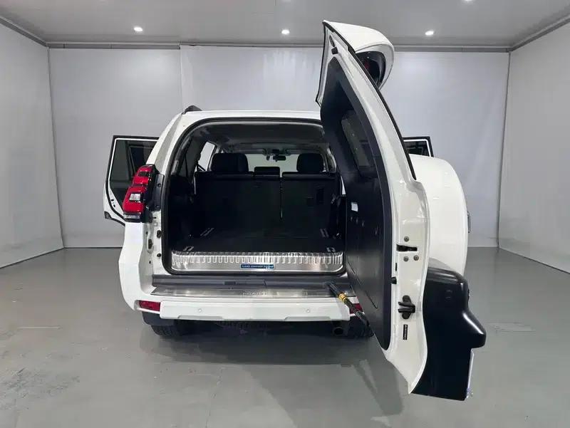 2018 Prado 3.5L Automatic TX-L with Rear-mounted Spare Tire — миниатюра 14