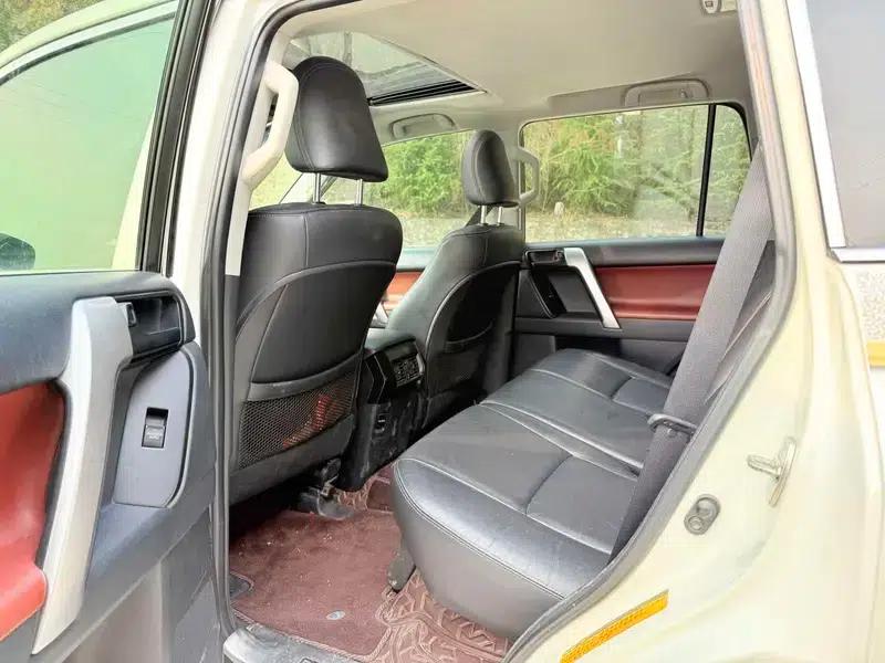 2016 Prado 2.7L Automatic Standard Edition — миниатюра 12