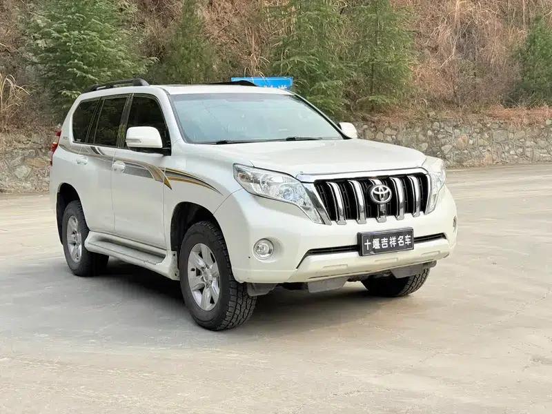 2016 Prado 2.7L Automatic Standard Edition — миниатюра 3