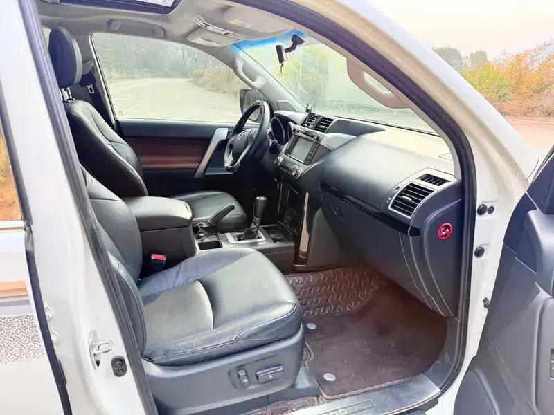 2016 Prado 2.7L Automatic Standard Edition — миниатюра 7