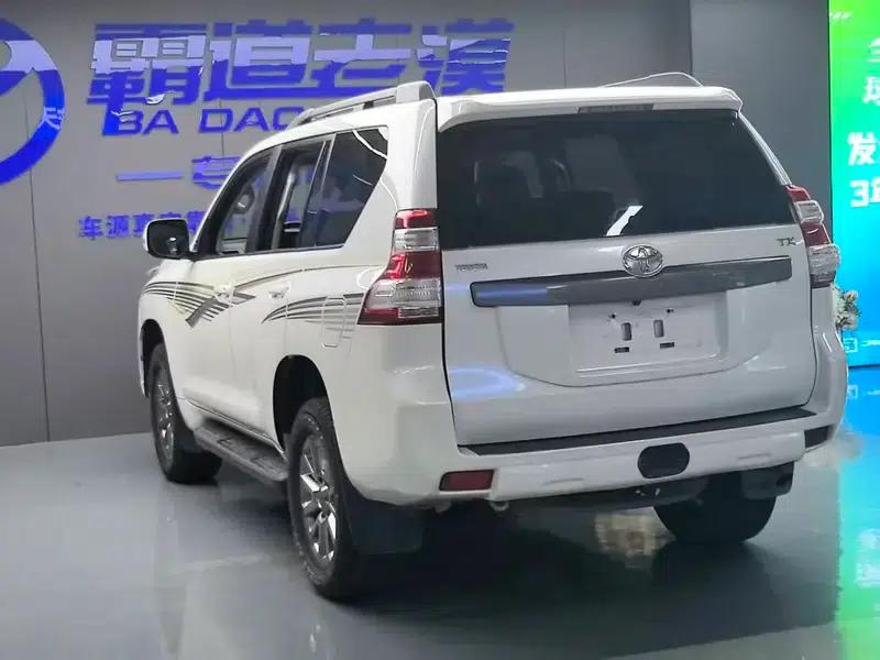 2017 Prado 2.7L Automatic 4WD 5-Seater Factory Custom Edition — миниатюра 4