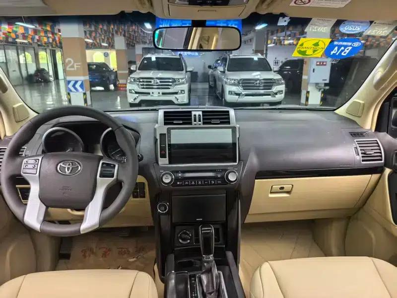 2018 Prado 3.5L Automatic TX-L — миниатюра 17