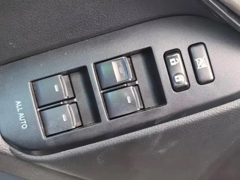 2018 Prado 3.5L Automatic TX-L — миниатюра 28