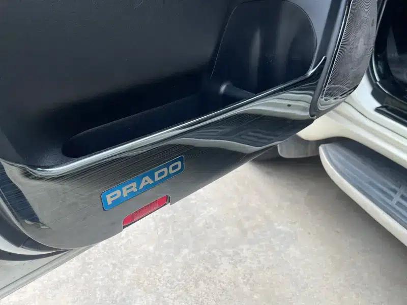 2016 Prado 2.7L Automatic Luxury Edition — миниатюра 12