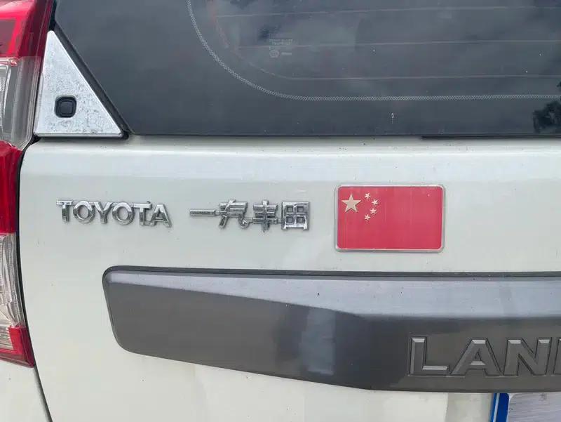 2016 Prado 2.7L Automatic Luxury Edition — миниатюра 17