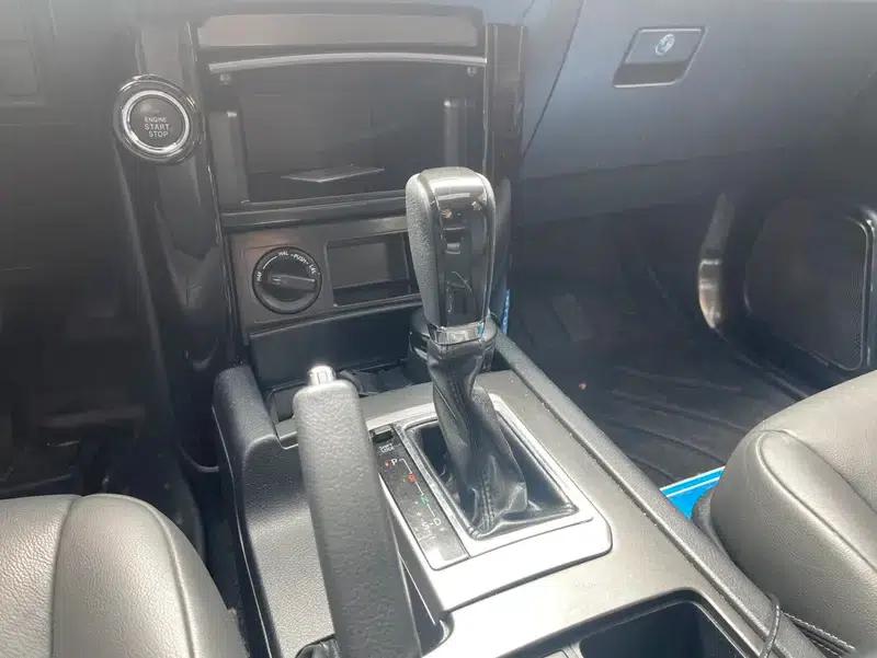 2016 Prado 2.7L Automatic Luxury Edition — миниатюра 23