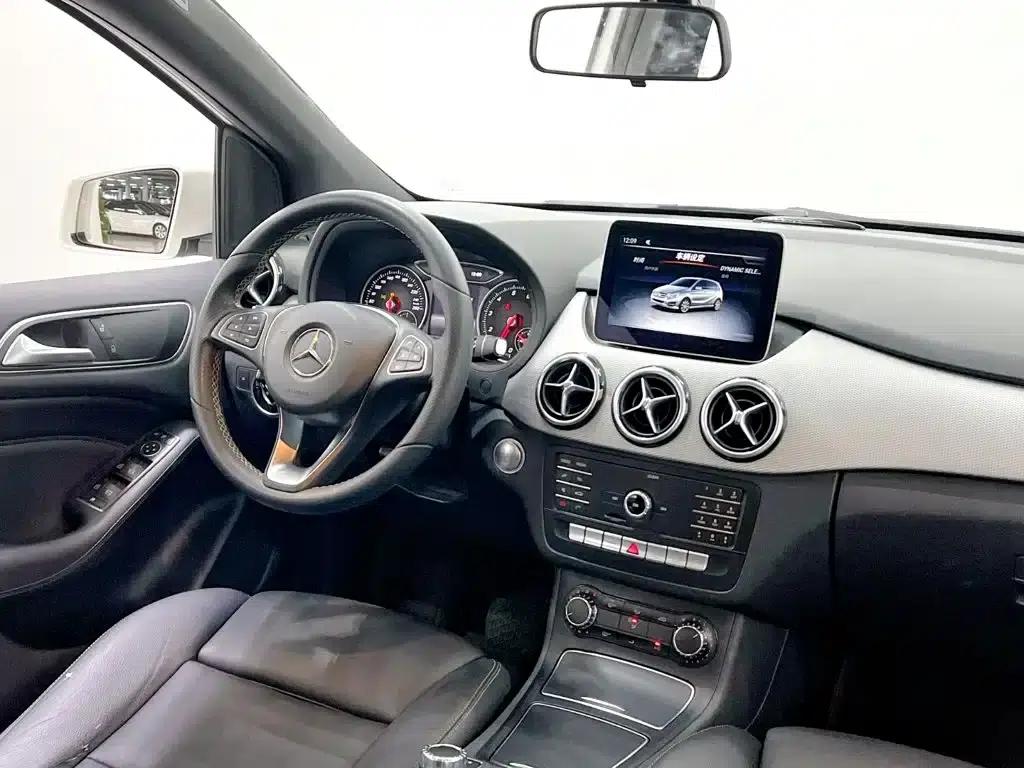 2017 Mercedes-Benz B-Class B 200 Dynamic — миниатюра 13