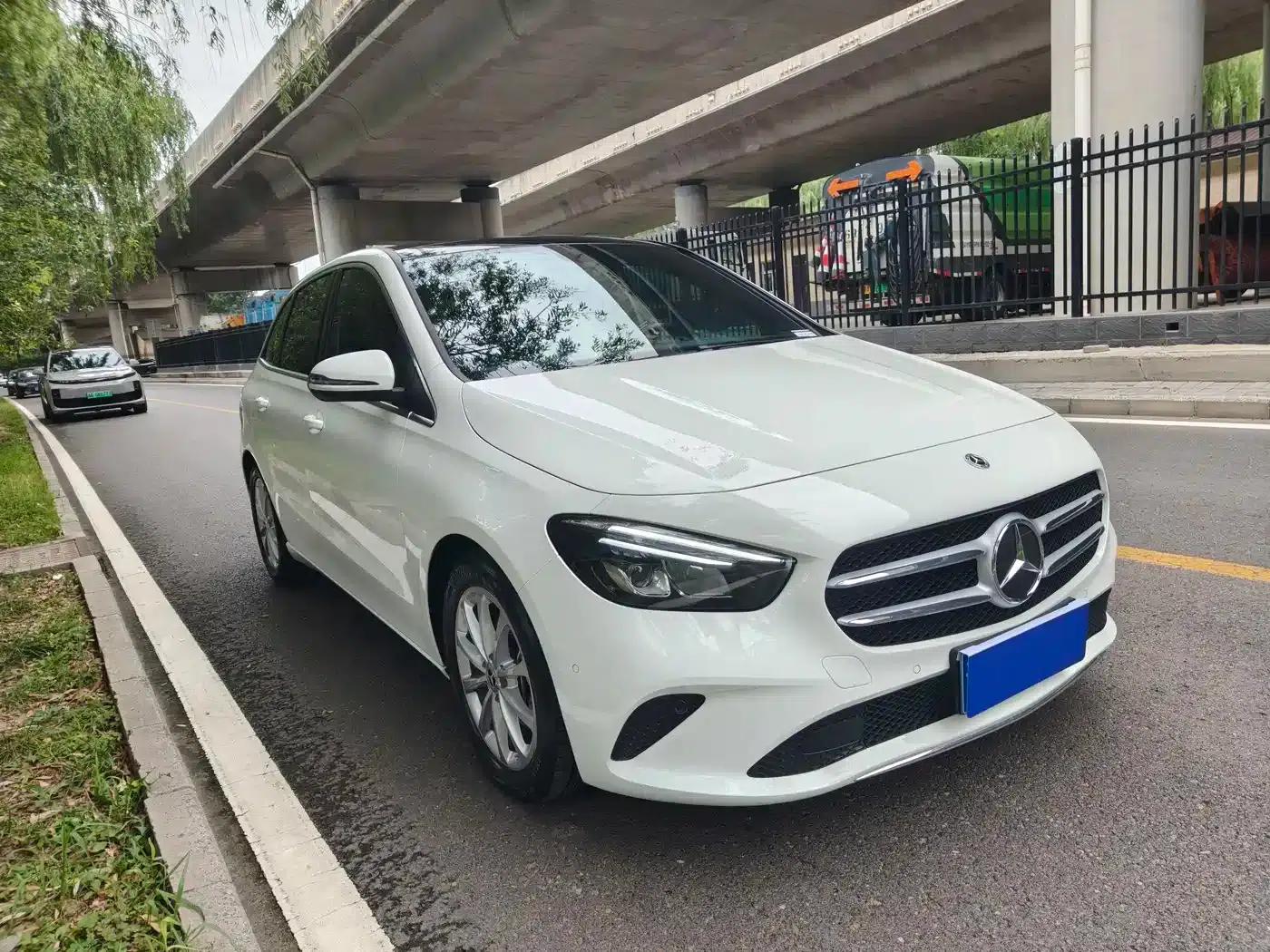 Mercedes-Benz B-Class 2022 Facelift II B 200 Fashion Model — миниатюра 3