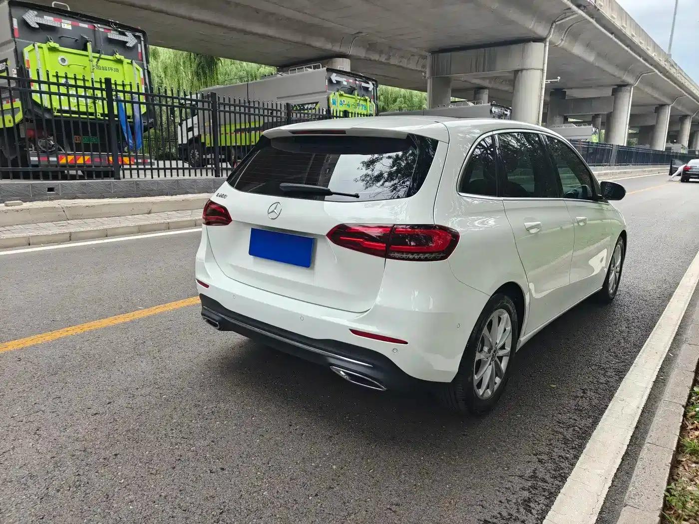 Mercedes-Benz B-Class 2022 Facelift II B 200 Fashion Model — миниатюра 4
