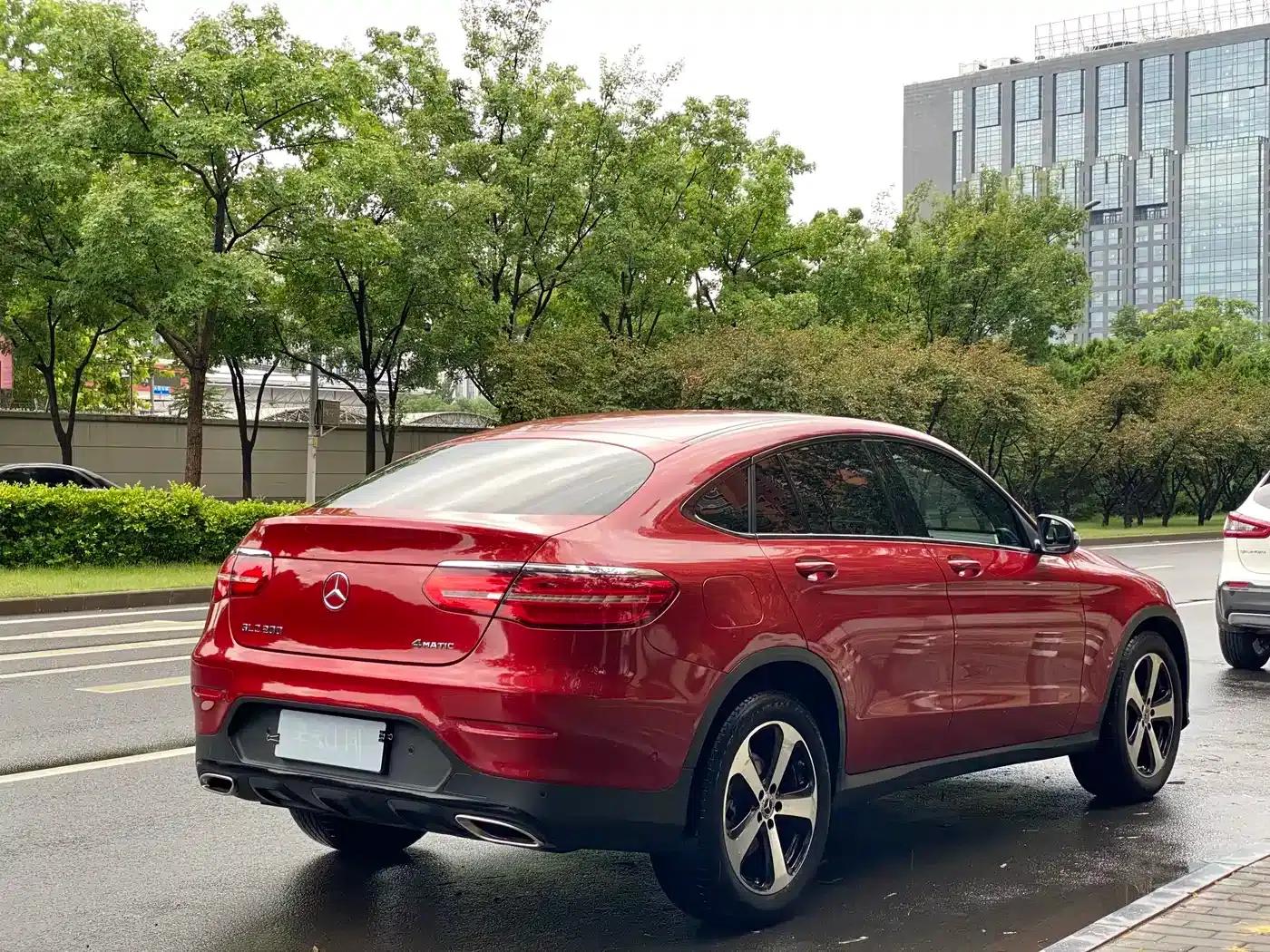 2017 Mercedes-Benz GLC Coupe, GLC 200 4MATIC Coupe SUV — миниатюра 14