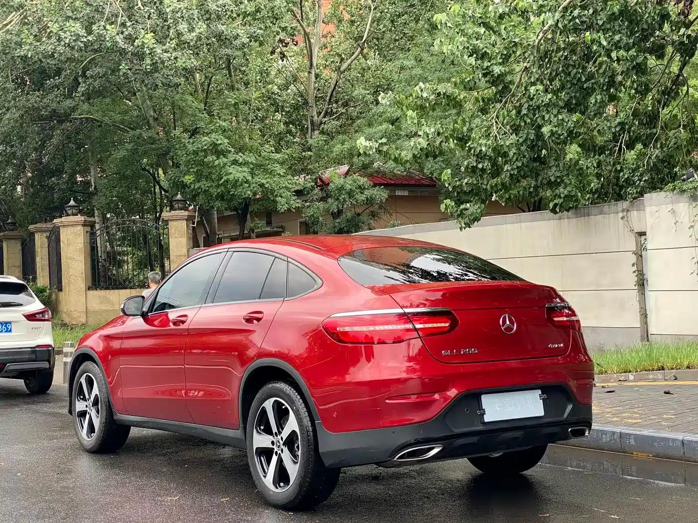 2017 Mercedes-Benz GLC Coupe, GLC 200 4MATIC Coupe SUV — миниатюра 4
