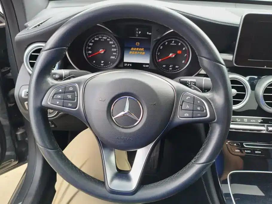 2017 Mercedes-Benz GLC Coupe, GLC 200 4MATIC Coupe SUV — миниатюра 15