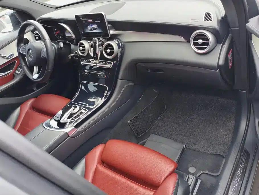 2017 Mercedes-Benz GLC Coupe, GLC 200 4MATIC Coupe SUV — миниатюра 8