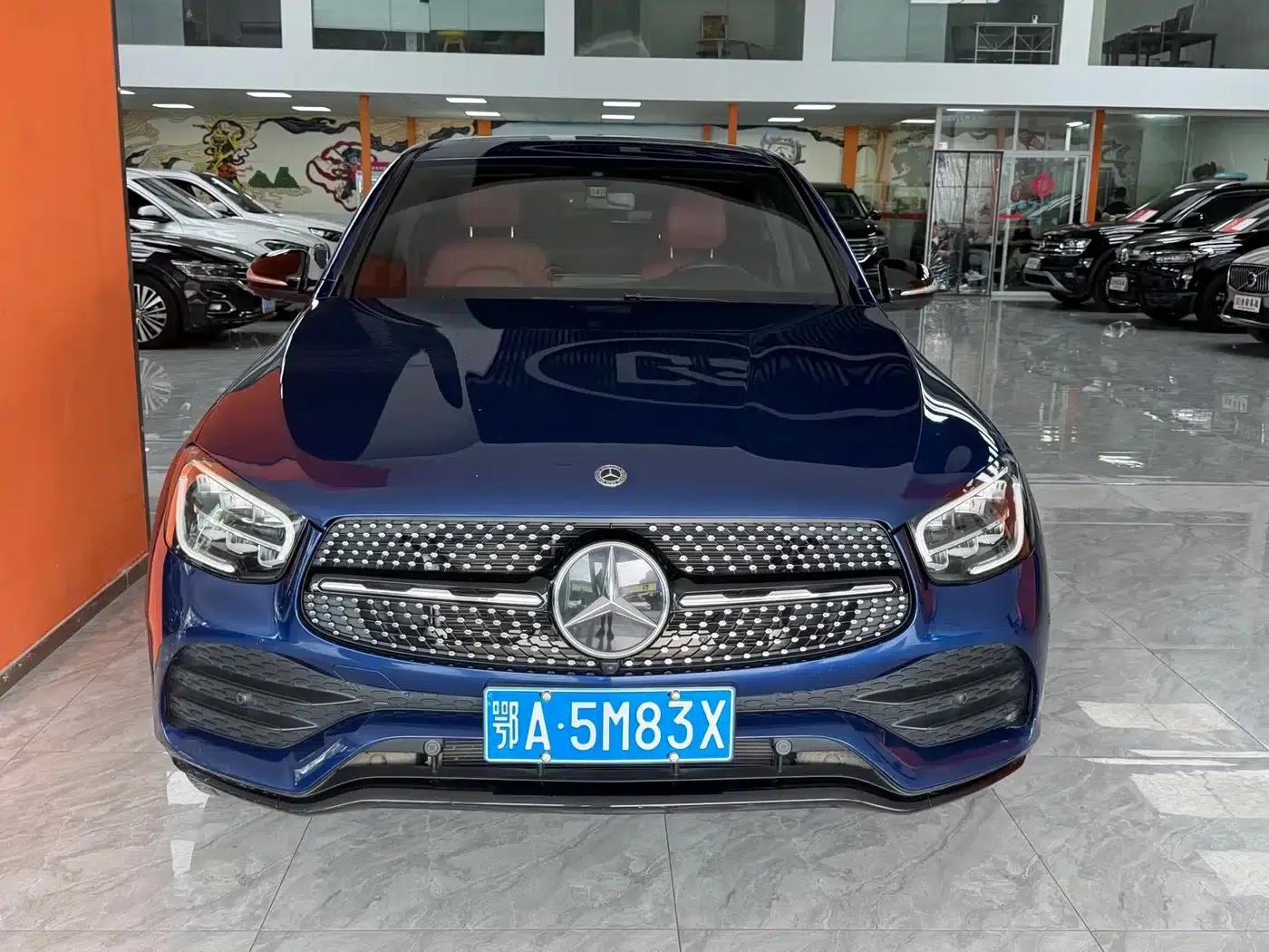 Mercedes-Benz GLC Coupe 2020 GLC 260 4MATIC Coupe SUV — миниатюра 2