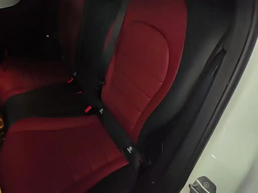 Mercedes-Benz GLC Coupe 2018 GLC 200 4MATIC Coupe SUV — миниатюра 17