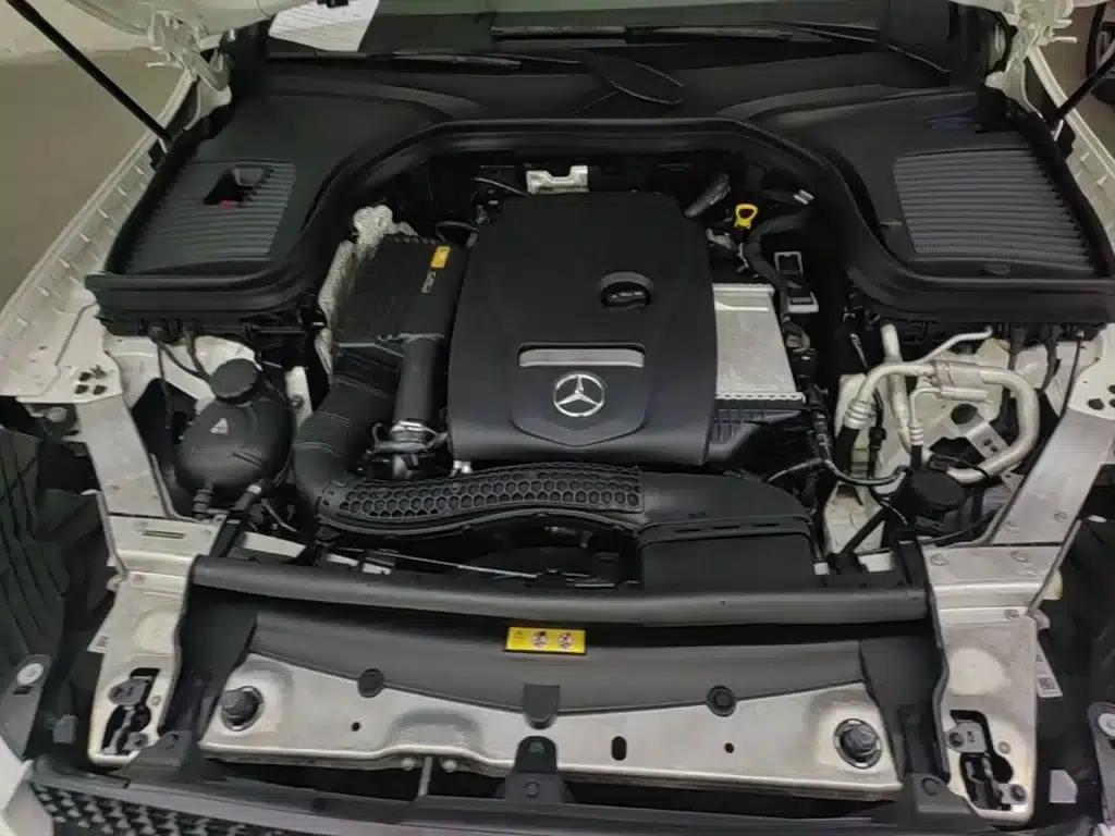 Mercedes-Benz GLC Coupe 2018 GLC 200 4MATIC Coupe SUV — миниатюра 20