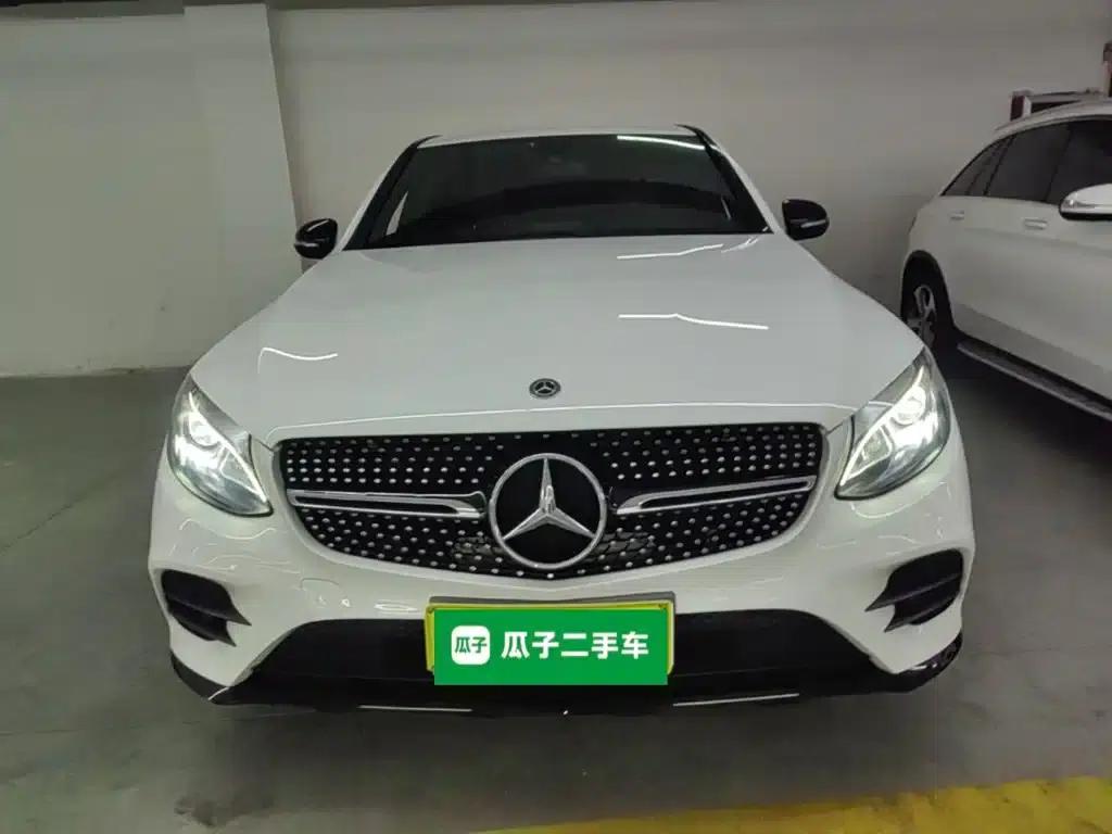 Mercedes-Benz GLC Coupe 2018 GLC 200 4MATIC Coupe SUV — миниатюра 3