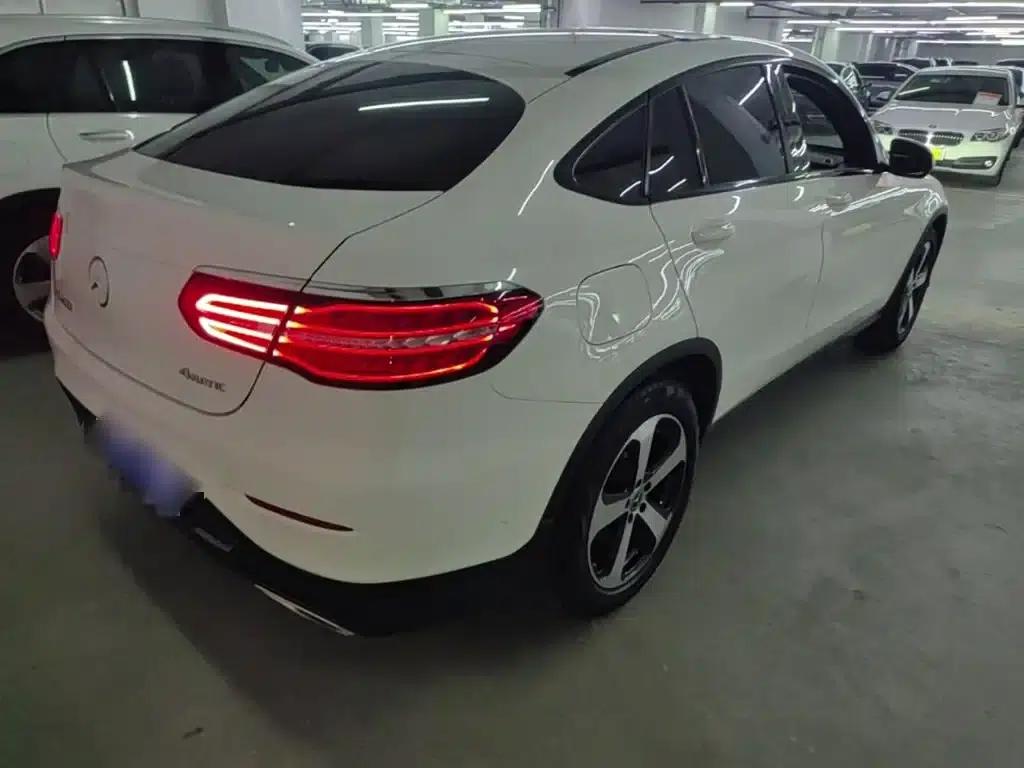 Mercedes-Benz GLC Coupe 2018 GLC 200 4MATIC Coupe SUV — миниатюра 7