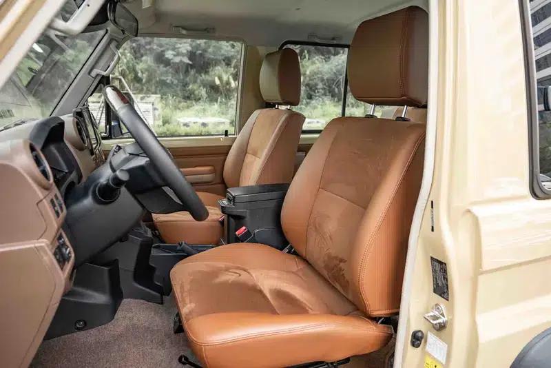 2024 Land Cruiser 70 Series 2.8T Automatic 4WD 5-Seater Parallel Import — миниатюра 14