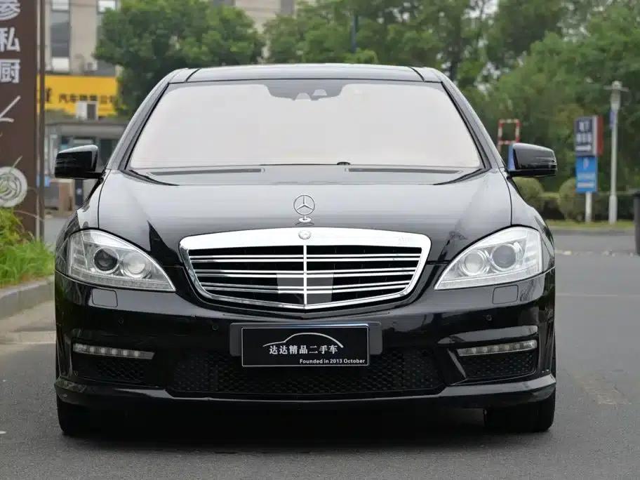 2010 Mercedes-Benz S-Class AMG S 65 — миниатюра 1