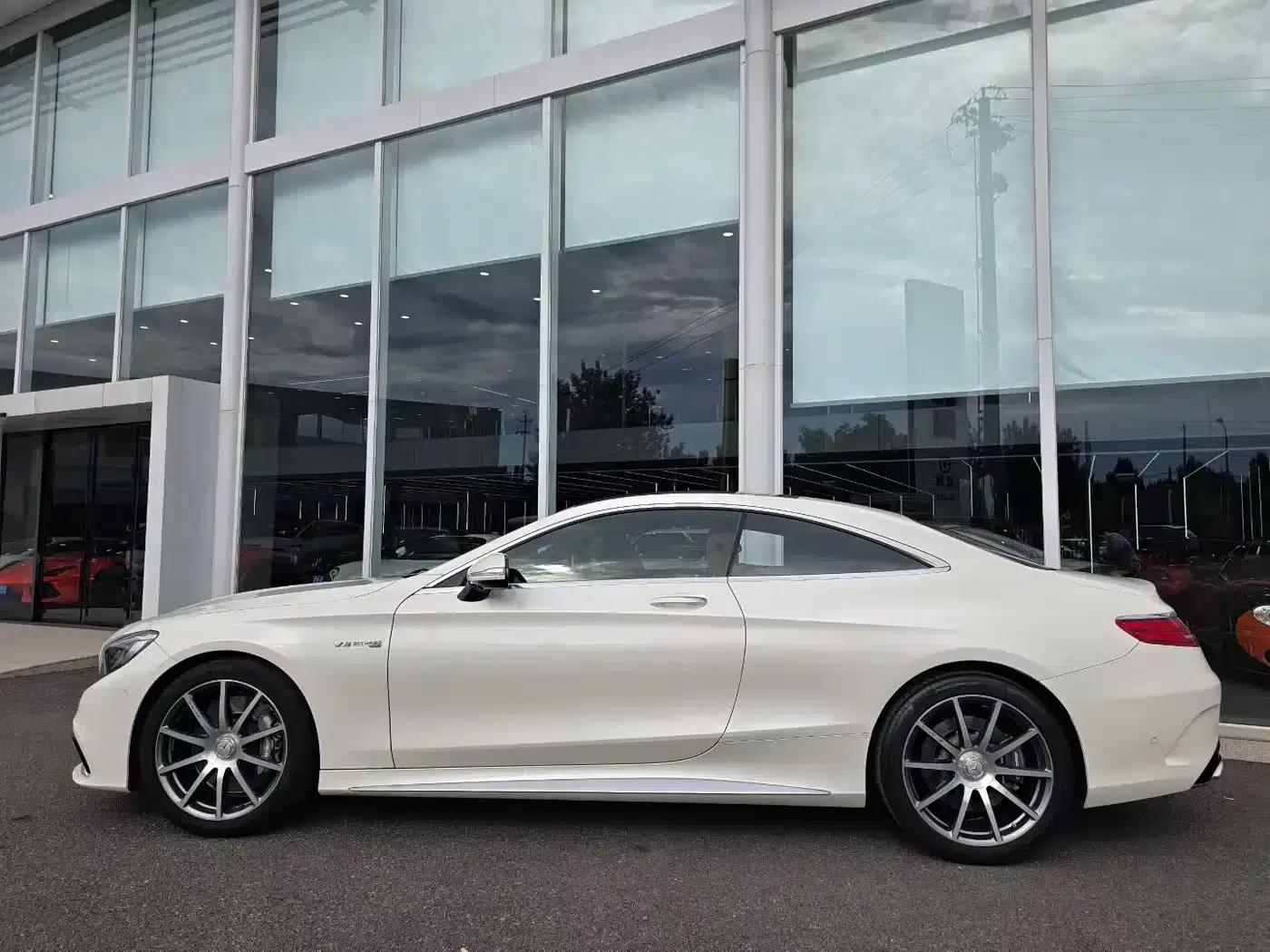 2015 Mercedes-Benz S-Class AMG S 63 4MATIC Coupe — миниатюра 2