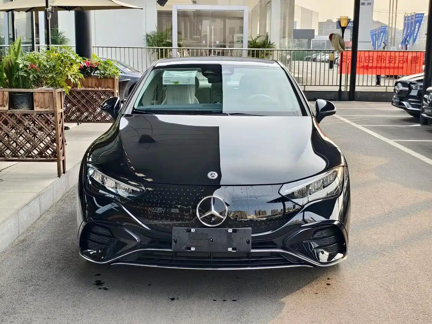 Mercedes-Benz EQE 2025 500 4MATIC Luxury Edition — миниатюра 2
