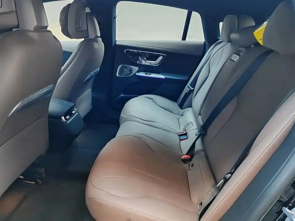 Mercedes-Benz EQE 2025 500 4MATIC Luxury Edition — миниатюра 11