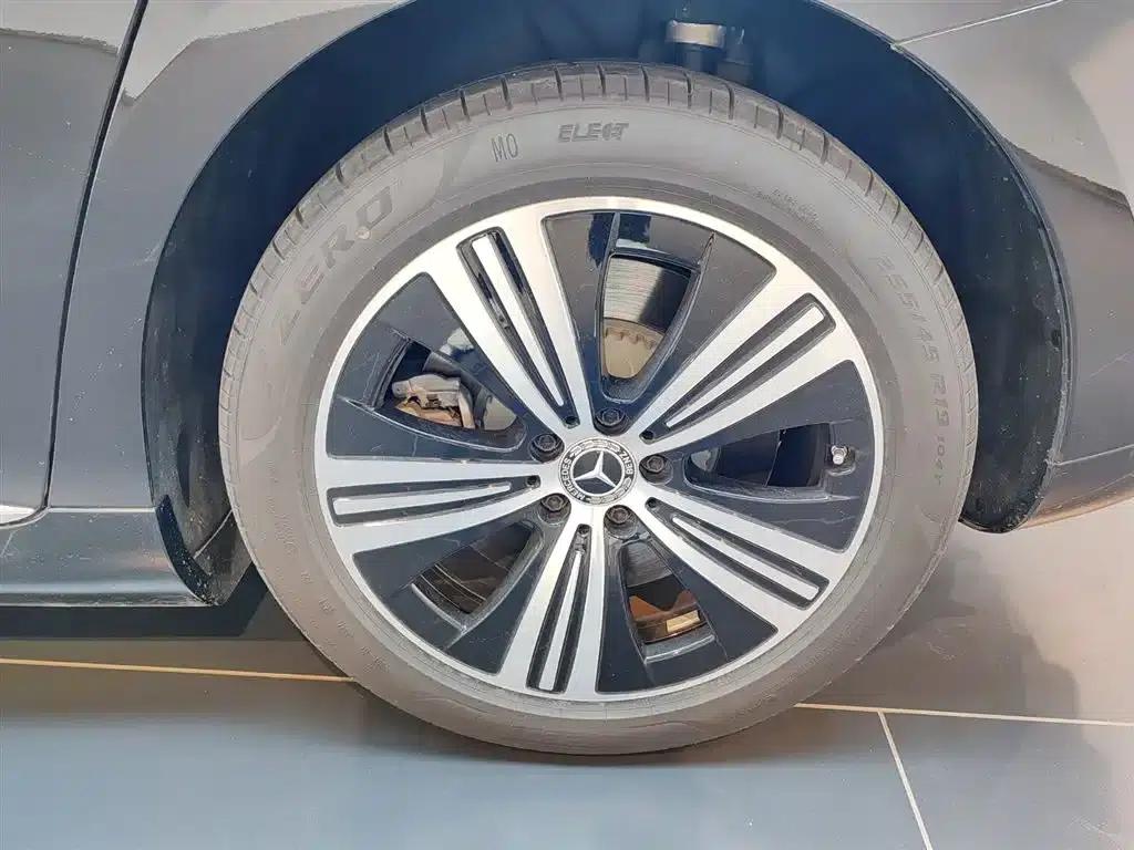 Mercedes-Benz EQE 2025 500 4MATIC Luxury Edition — миниатюра 12
