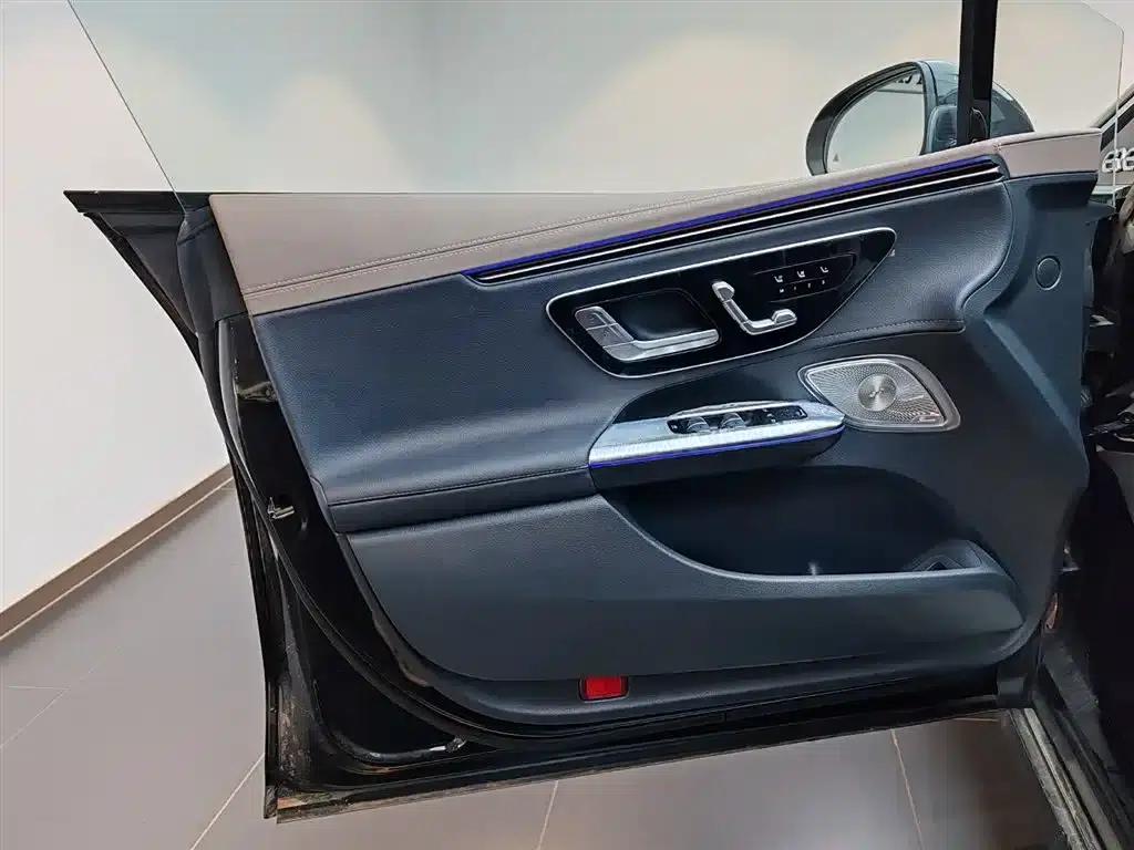 Mercedes-Benz EQE 2025 500 4MATIC Luxury Edition — миниатюра 10
