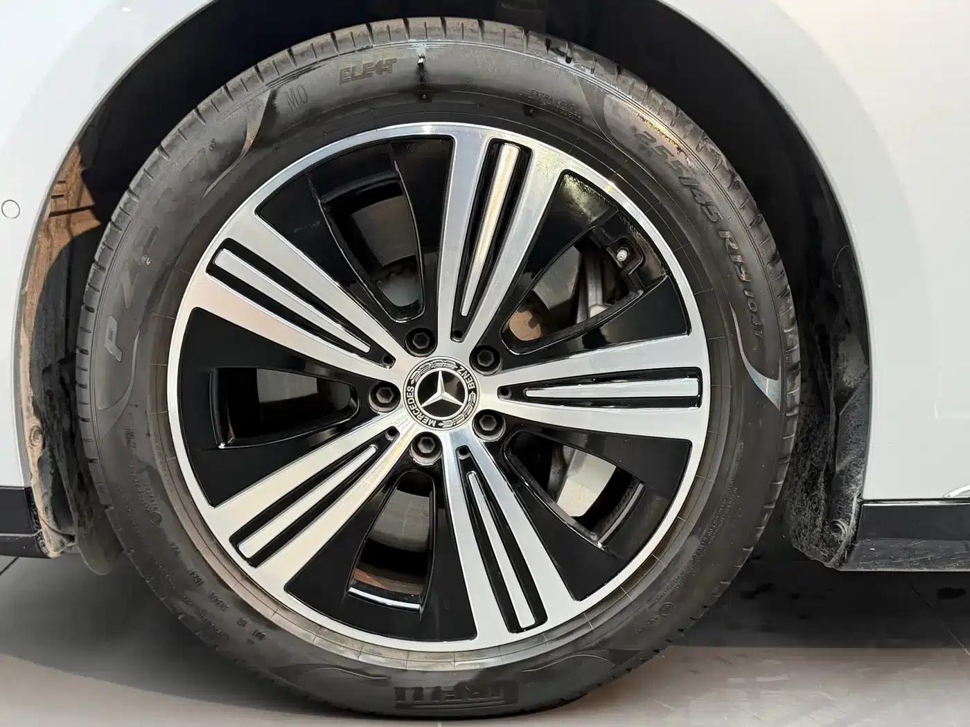 Mercedes-Benz EQE 2025 500 4MATIC Pioneer Edition — миниатюра 16
