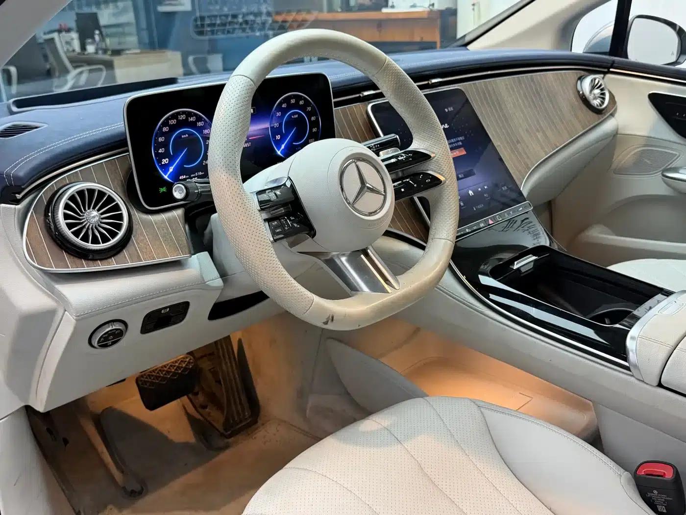 Mercedes-Benz EQE 2025 500 4MATIC Pioneer Edition — миниатюра 8