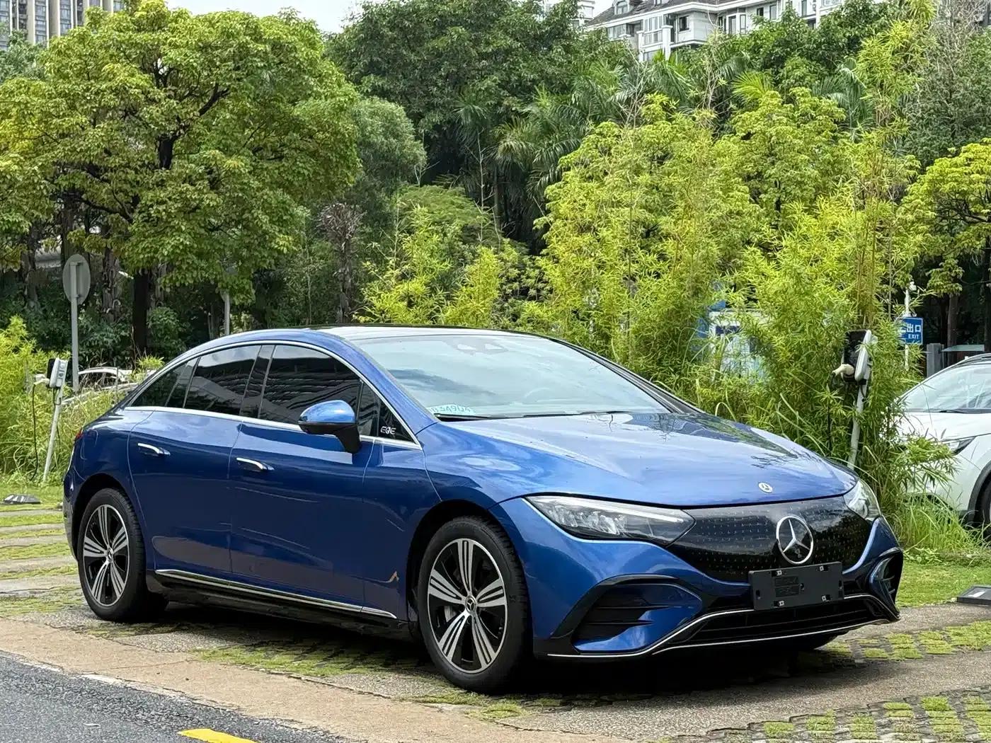 Mercedes-Benz EQE 2022 350 Luxury Edition — миниатюра 5