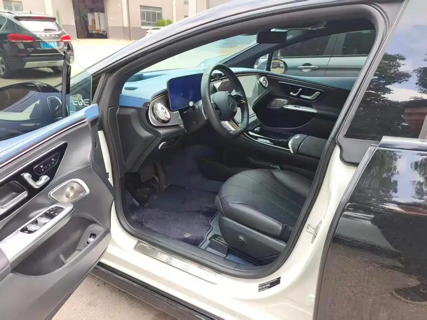 Mercedes-Benz EQE 2022 350 First Edition — миниатюра 3