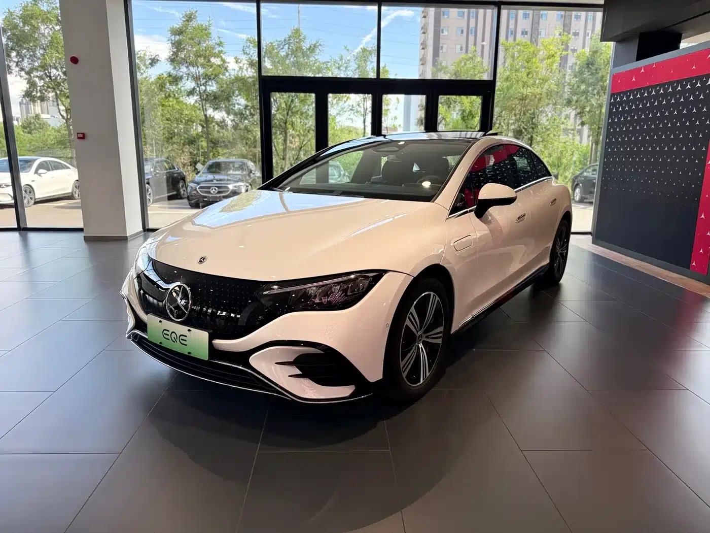Mercedes-Benz EQE 2025 500 4MATIC Pioneer Edition — миниатюра 1