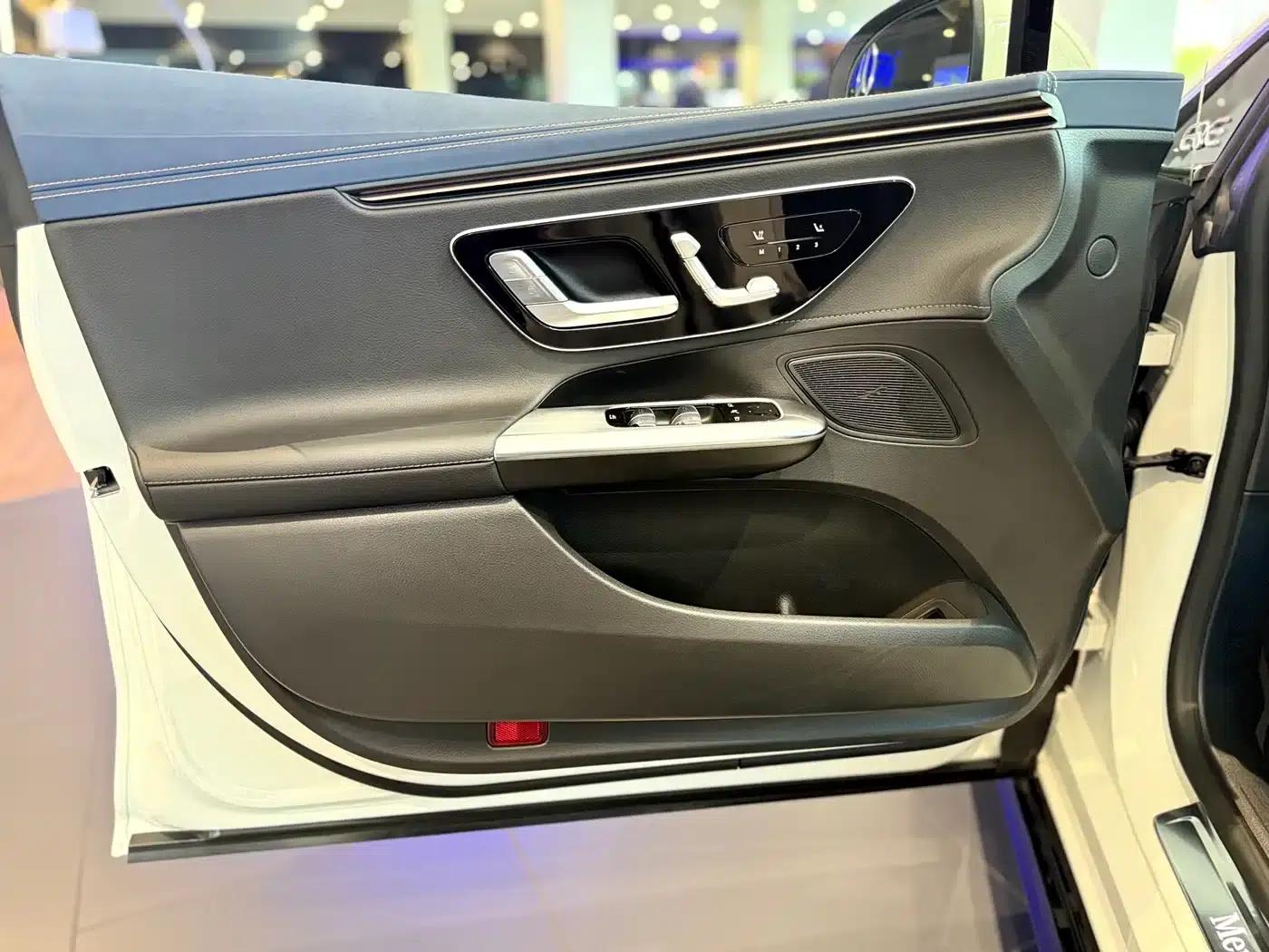 Mercedes-Benz EQE 2025 500 4MATIC Pioneer Edition — миниатюра 3