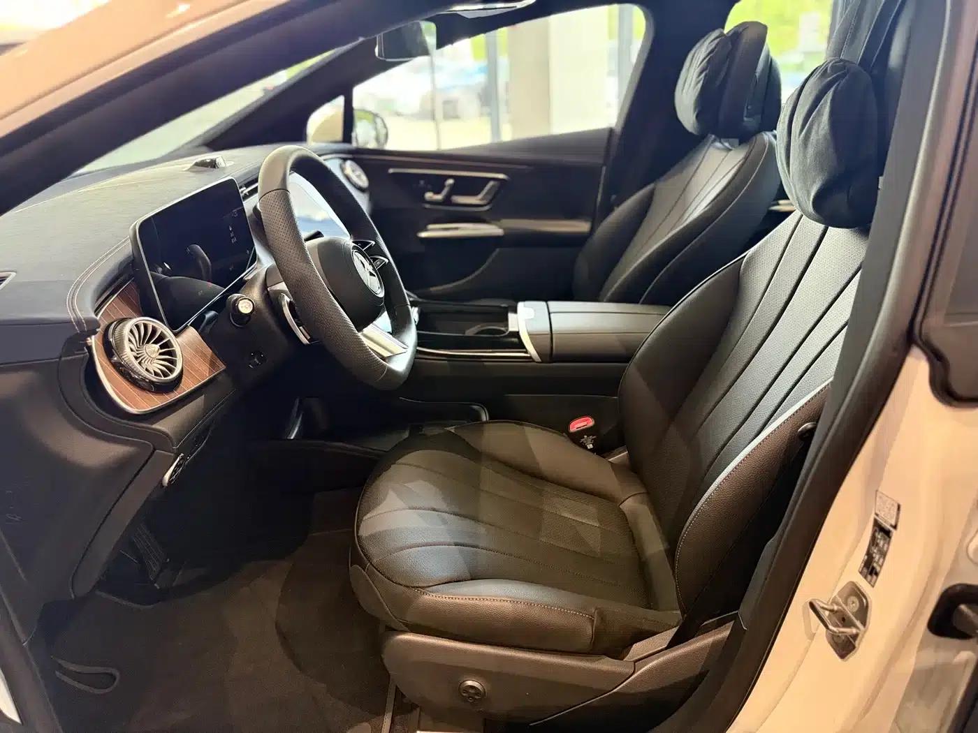 Mercedes-Benz EQE 2025 500 4MATIC Pioneer Edition — миниатюра 4