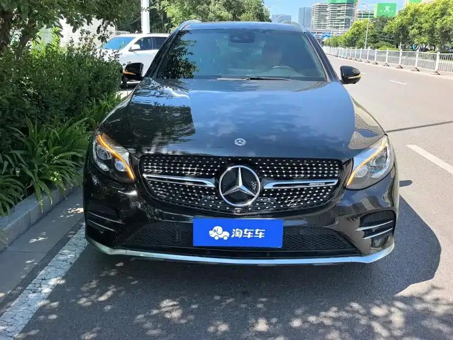2017 Mercedes-Benz GLC AMG 43 4MATIC — миниатюра 2